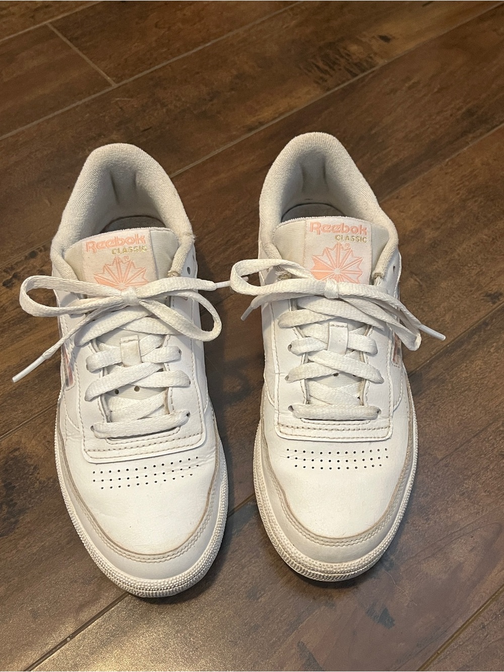 Reebok Club C - Women’s 8